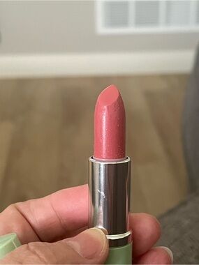 New Clinique Lipstick in Matte Beauty